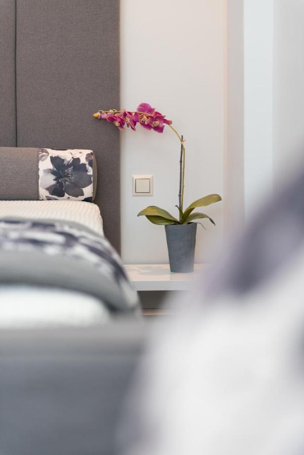 Mary'S Luxury Lägenhet Chrisi Ammoudia Exteriör bild