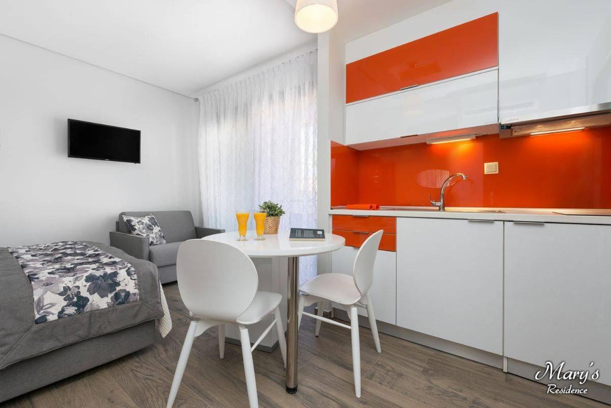 Mary'S Luxury Lägenhet Chrisi Ammoudia Exteriör bild