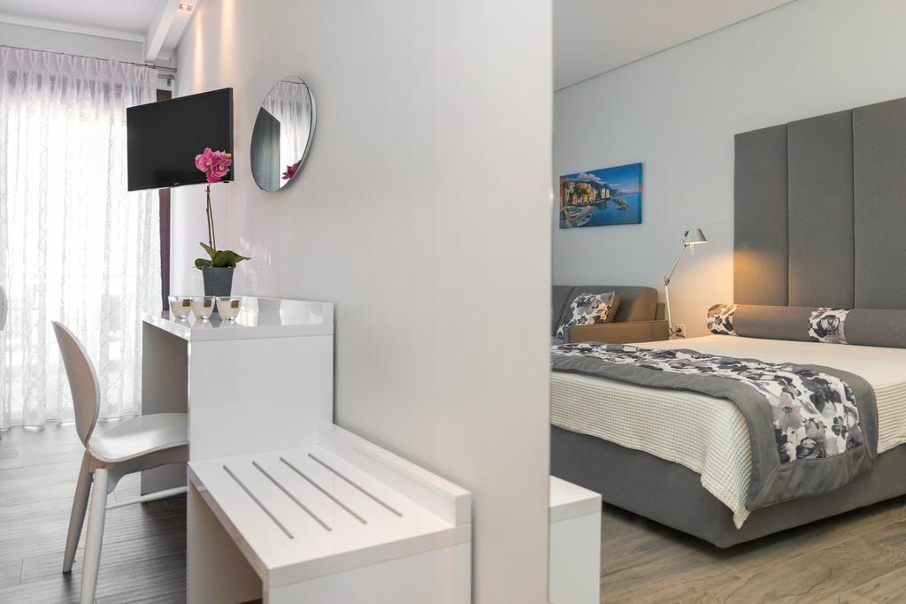 Mary'S Luxury Lägenhet Chrisi Ammoudia Exteriör bild
