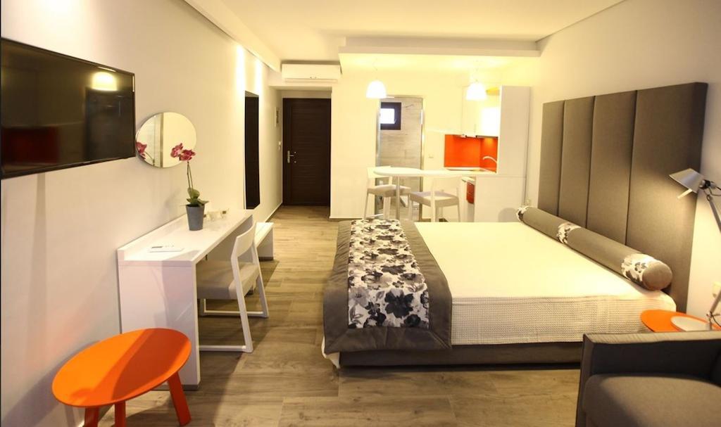 Mary'S Luxury Lägenhet Chrisi Ammoudia Exteriör bild